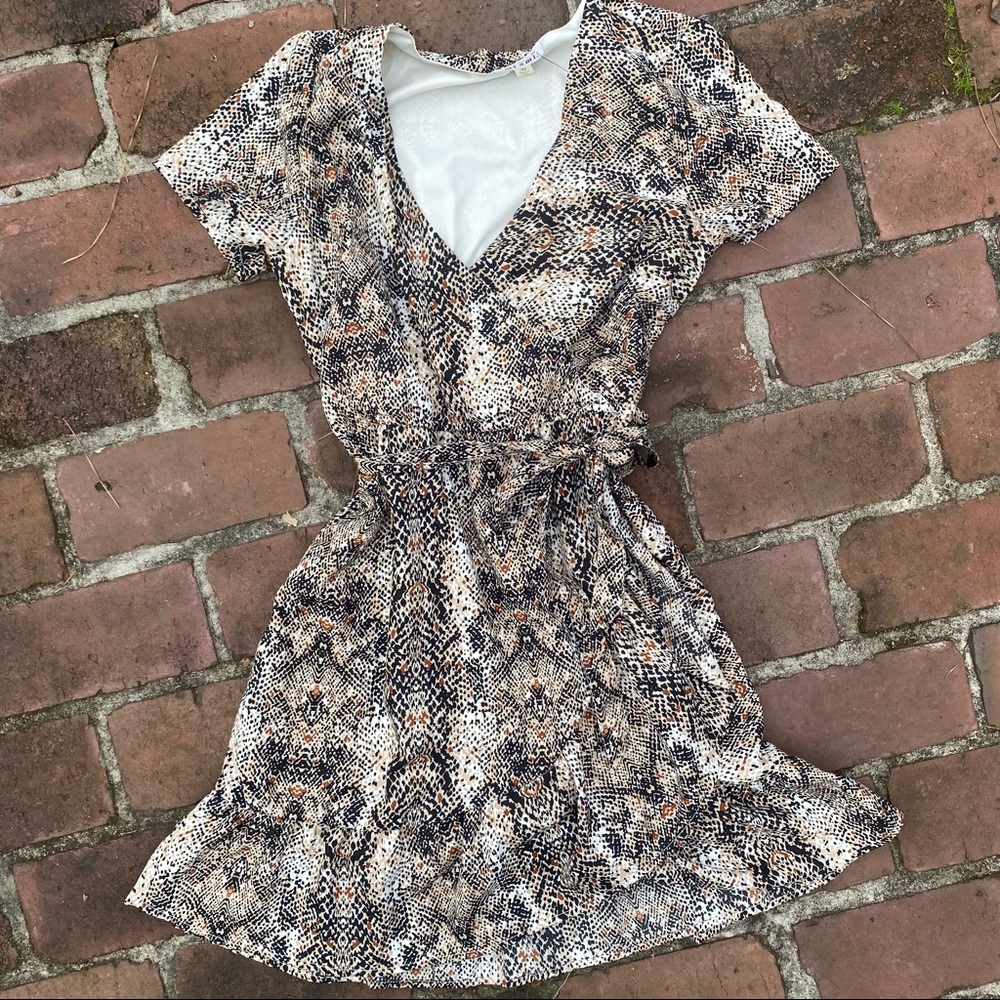 Francesca’s Collections | Snakeskin Wrap Dress (M)